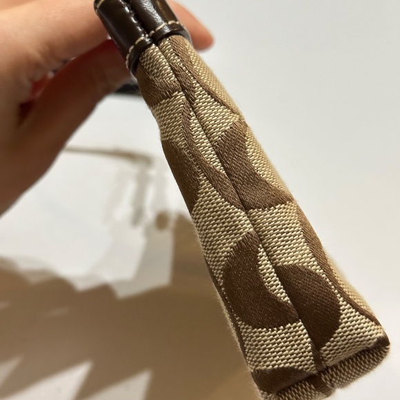 COACH Wristlet Brown Small Purse Signature Jacquard Pleated Monogram - Picture 9 of 14